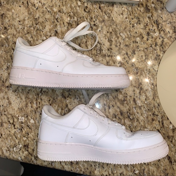 Nike Air Force 1 - Picture 2 of 7